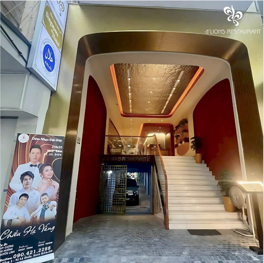 d'LIONS Restaurant welcomes diners with its striking entrance